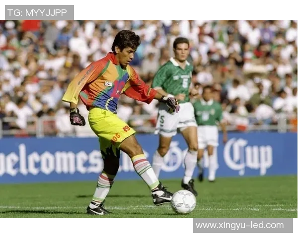 初代足球传奇巨星排名榜:回顾那些开创足球辉煌的先驱人物 初代足球传奇巨星排名榜:回顾那些开创足球辉煌的先驱人物