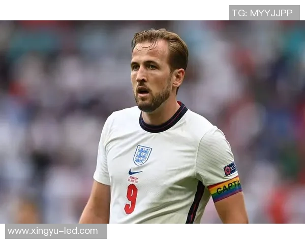 真正的四号足球球星有哪些 足坛四号球员的传奇与成就解析 真正的四号足球球星有哪些 足坛四号球员的传奇与成就解析